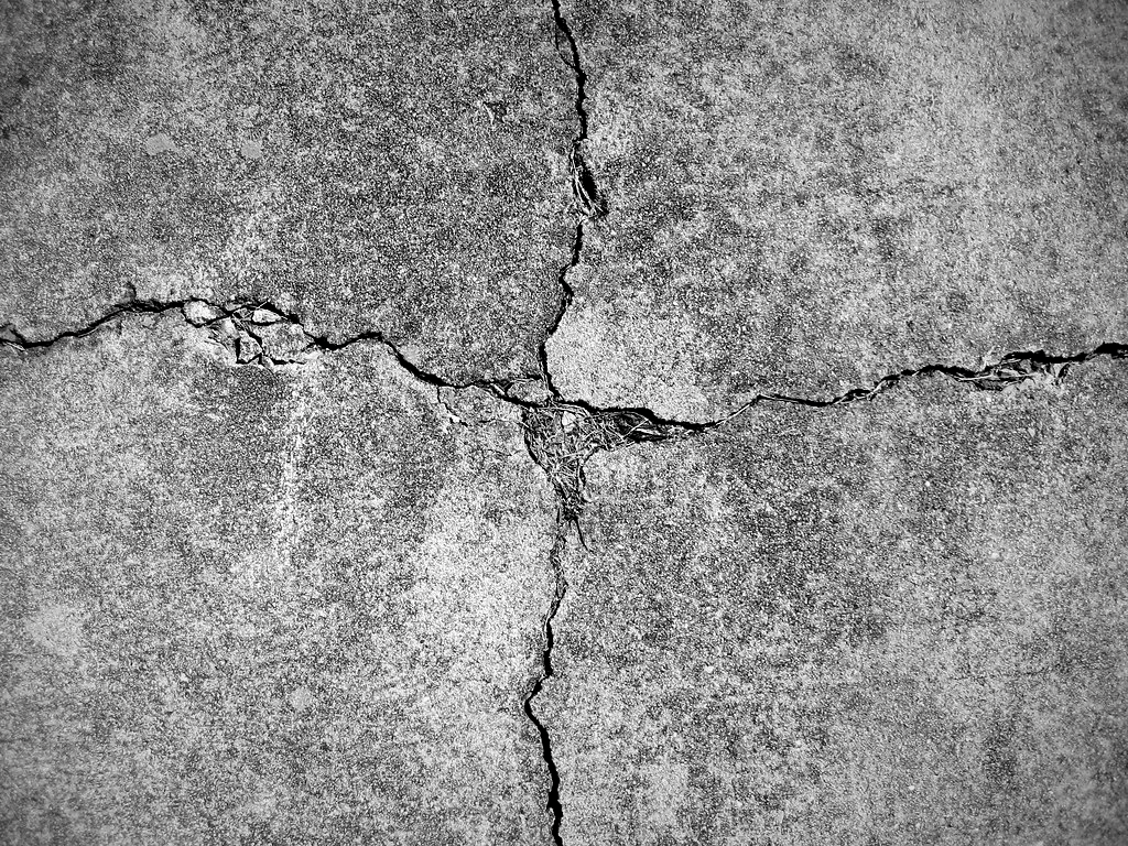 cracking of concrete