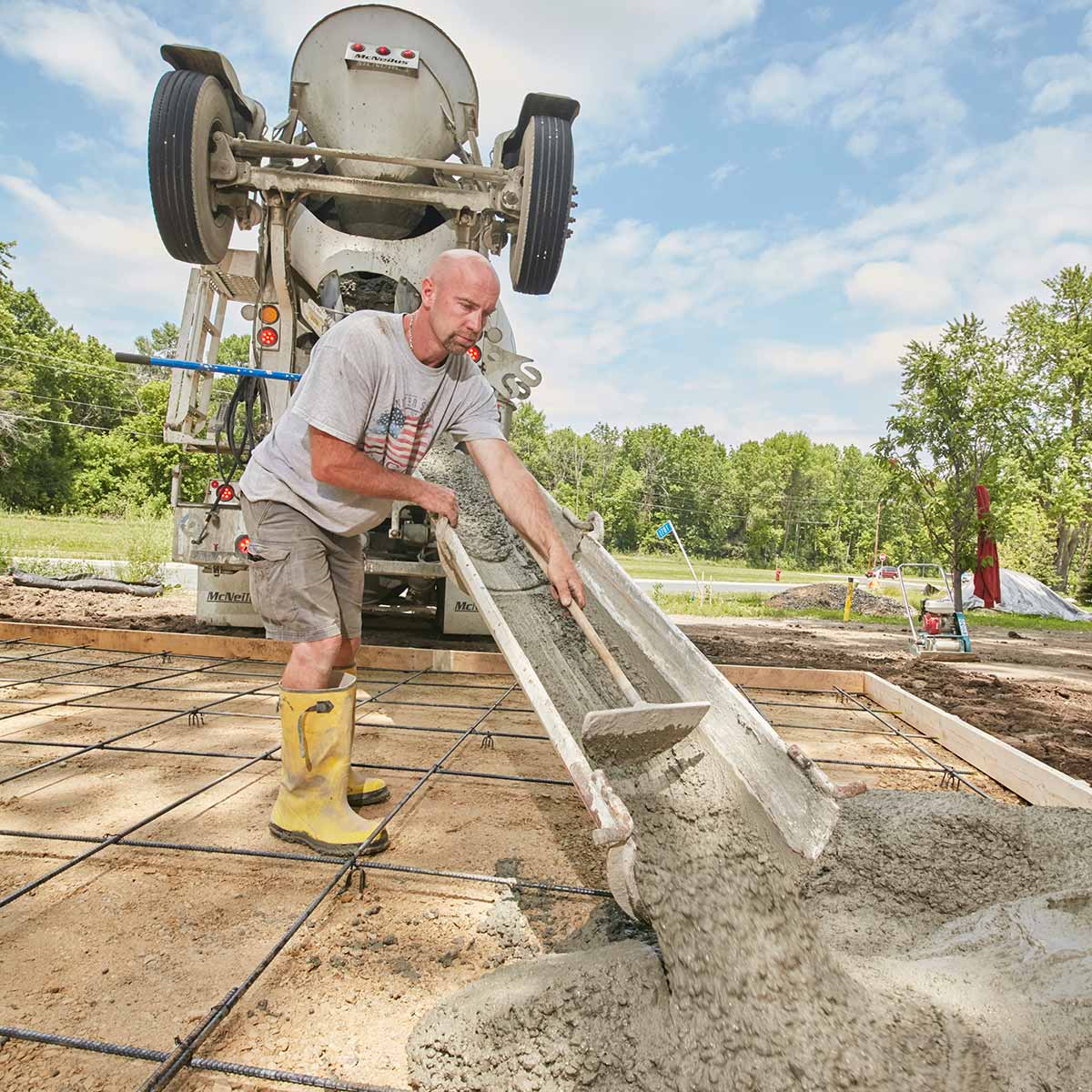 How many bags of concrete do i need for a 10 x 10 slab? concreteinfo