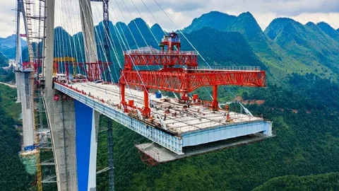 Mastering the Pour: What Contractors Need to Know About Bridge Deck Finishers 